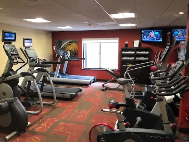 Transform an ordinary hotel room into a gym for your guests